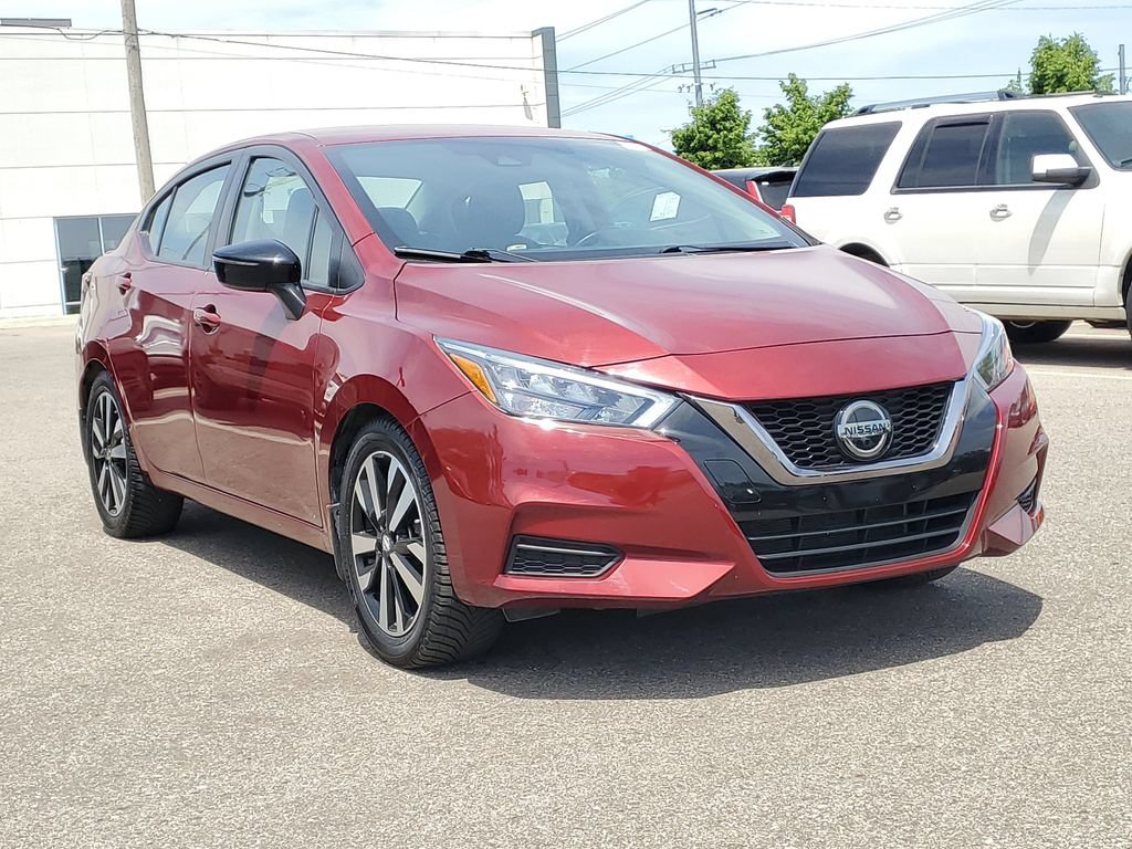 Used 2022 Nissan Versa SR w/ Convenience Package FWD image 4