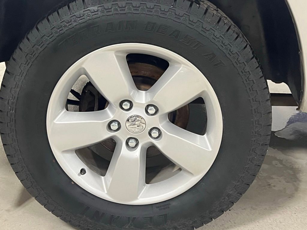 Used 2017 RAM 1500 Classic SLT image 13