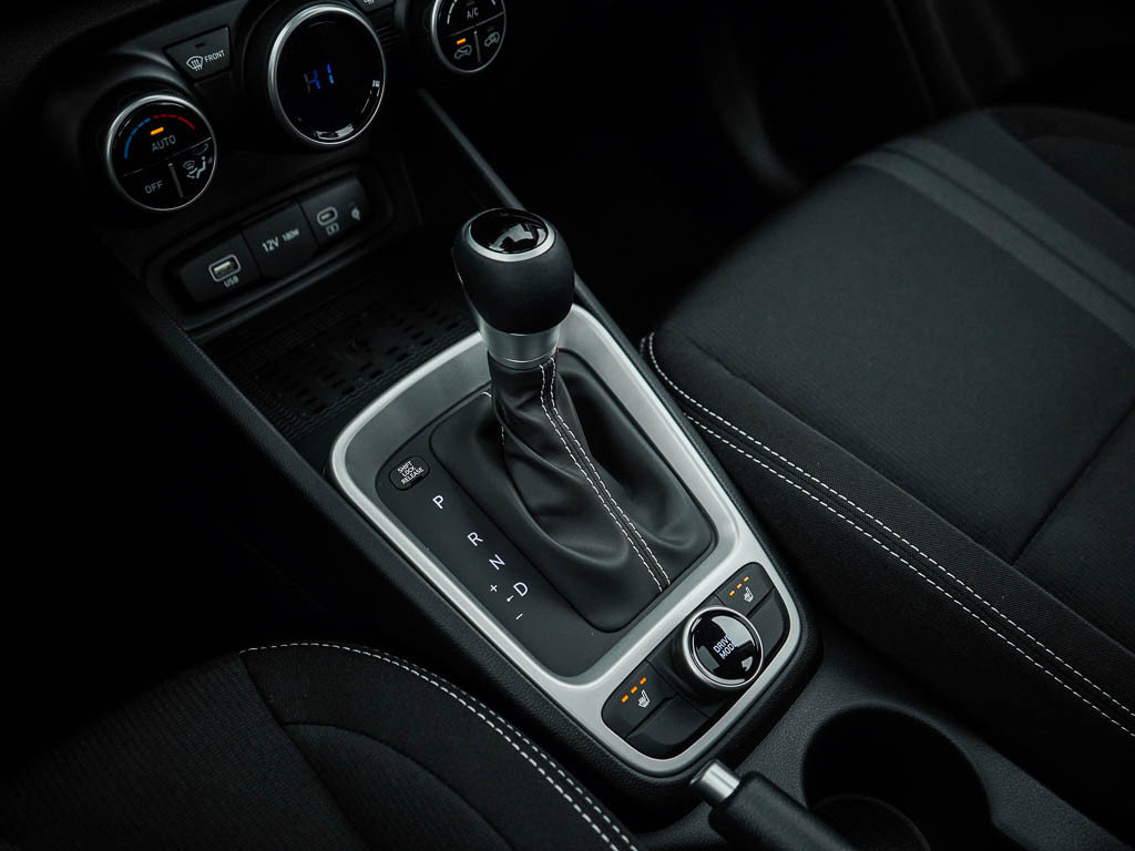 New 2026 Hyundai Venue SEL FWD image 25