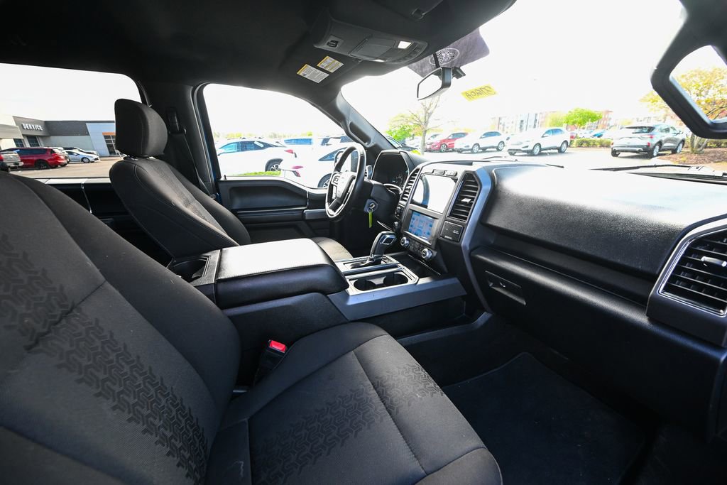 Used 2018 Ford F150 XLT w/ Equipment Group 302A Luxury AWD/4WD image 23