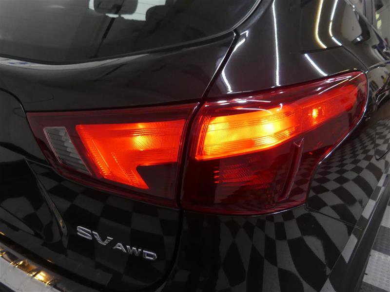 Used 2018 Nissan Rogue Sport SV w/ SV All-Weather Package image 15