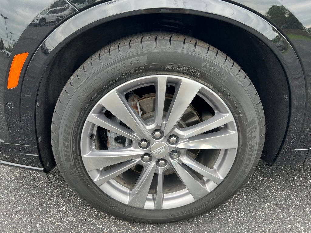 Used 2024 Cadillac XT6 Premium Luxury w/ Technology Package AWD/4WD image 40