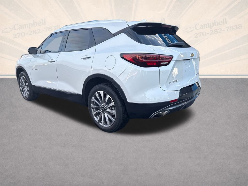 Used 2023 Chevrolet Blazer Premier image 3