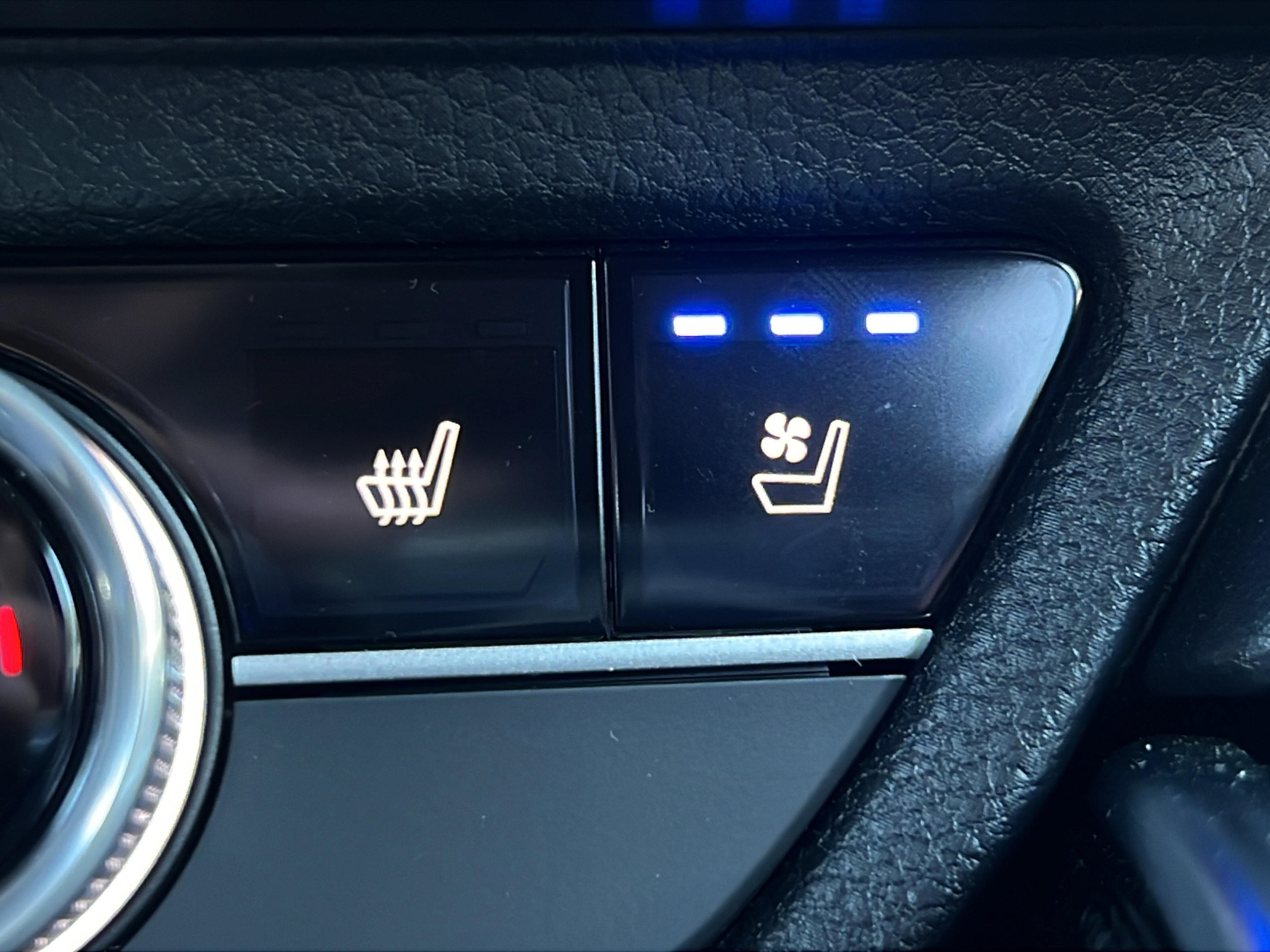 Used 2025 Acura ADX A-Spec AWD/4WD image 18