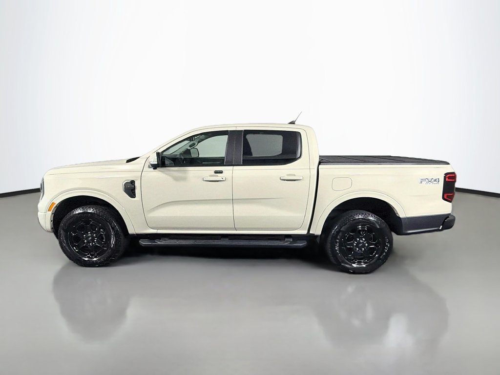 Used 2025 Ford Ranger Lariat w/ FX4 Off-Road Package AWD/4WD image 4