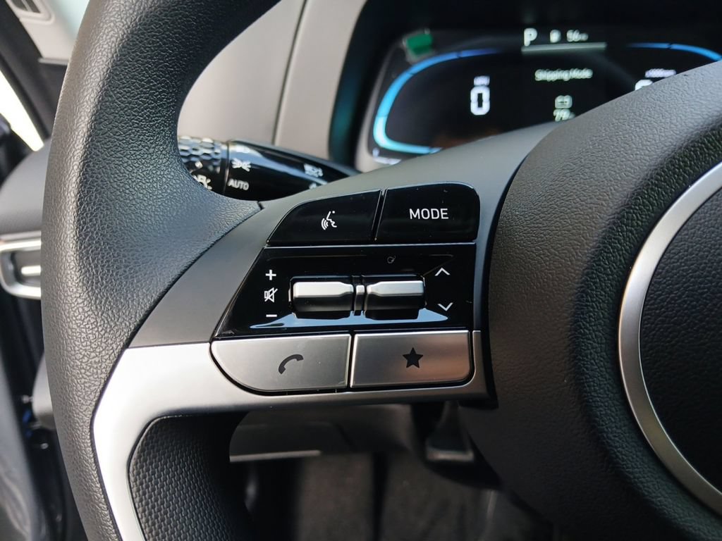 New 2026 Hyundai Elantra SE FWD image 16