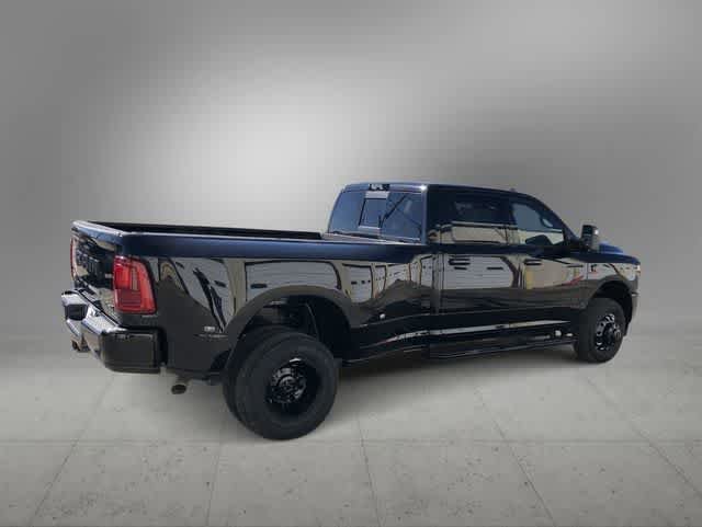 New 2026 RAM 3500 Laramie AWD/4WD image 7