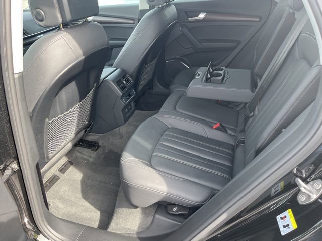 Used 2023 Audi Q5 2.0T Premium w/ Convenience Package AWD/4WD image 7