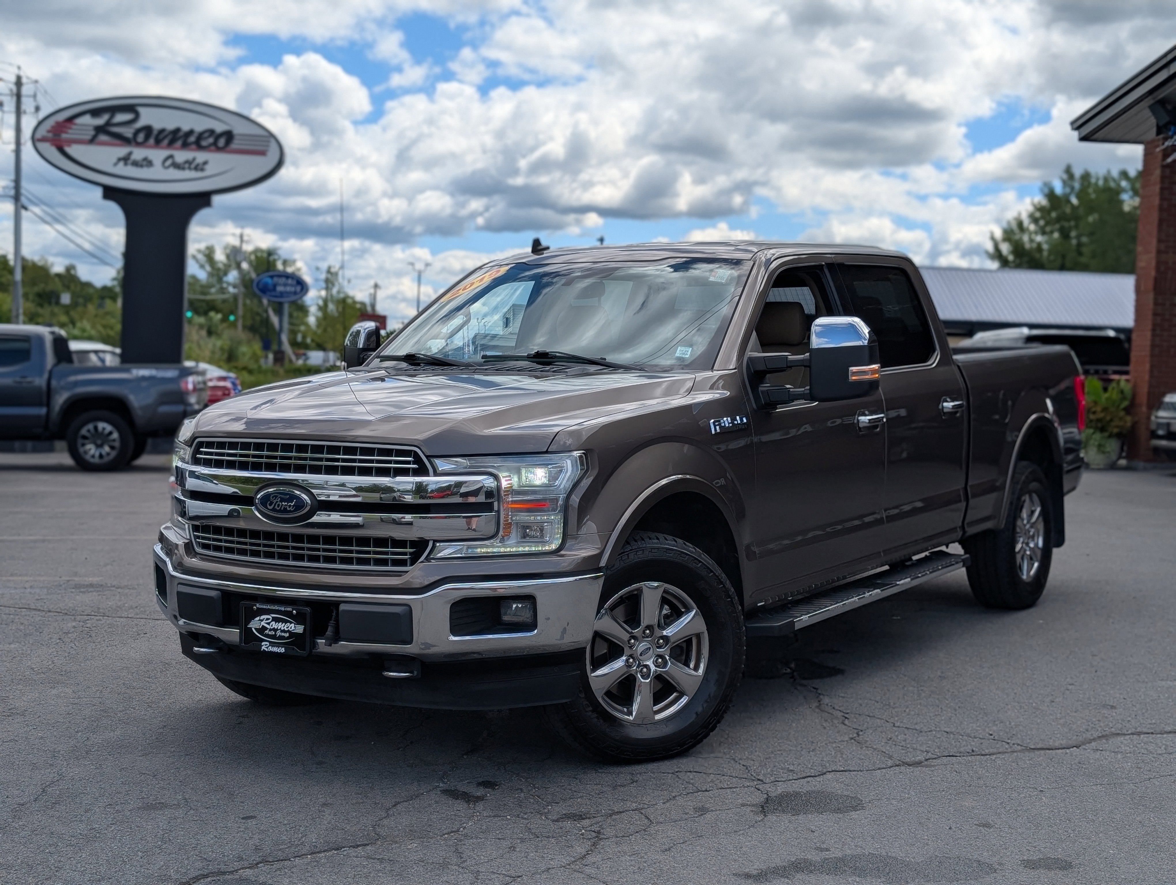 Used 2019 Ford F150 Lariat w/ Equipment Group 502A Luxury