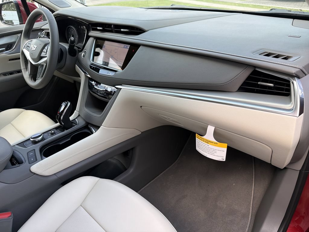 New 2026 Cadillac XT5 Premium Luxury w/ Driver Assist Package AWD/4WD image 12