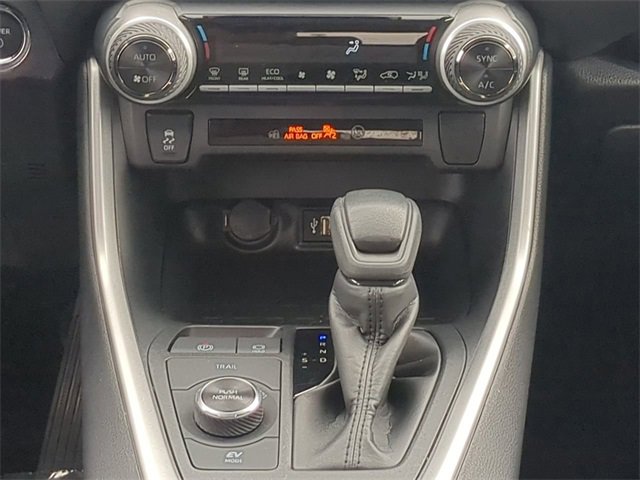 Certified 2025 Toyota RAV4 XLE image 19