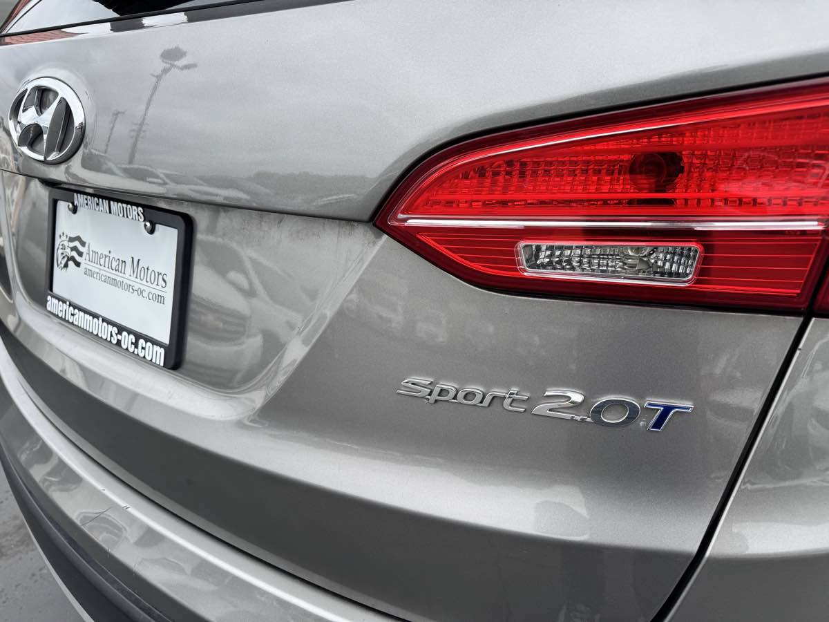 Used 2013 Hyundai Santa Fe Sport 2.0T FWD image 17