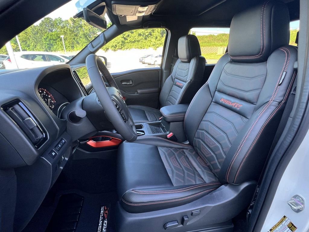 New 2025 Nissan Frontier PRO-4X w/ Pro Premium Package image 28