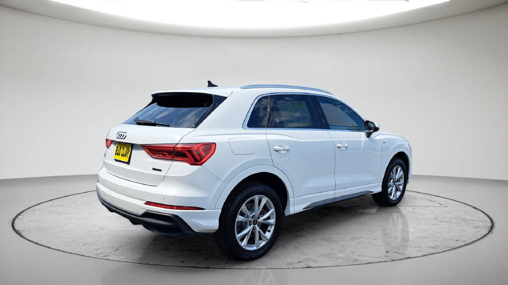Used 2025 Audi Q3 2.0T Premium AWD/4WD image 5