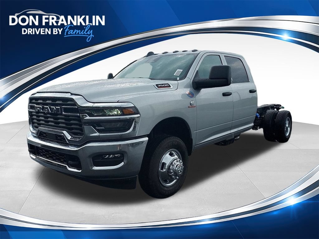 New 2027 RAM 3500 Tradesman w/ Chrome Appearance Group A AWD/4WD 360° Tour