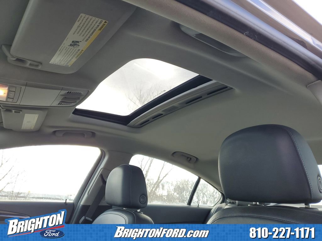 Used 2011 Buick Regal CXL Turbo image 9