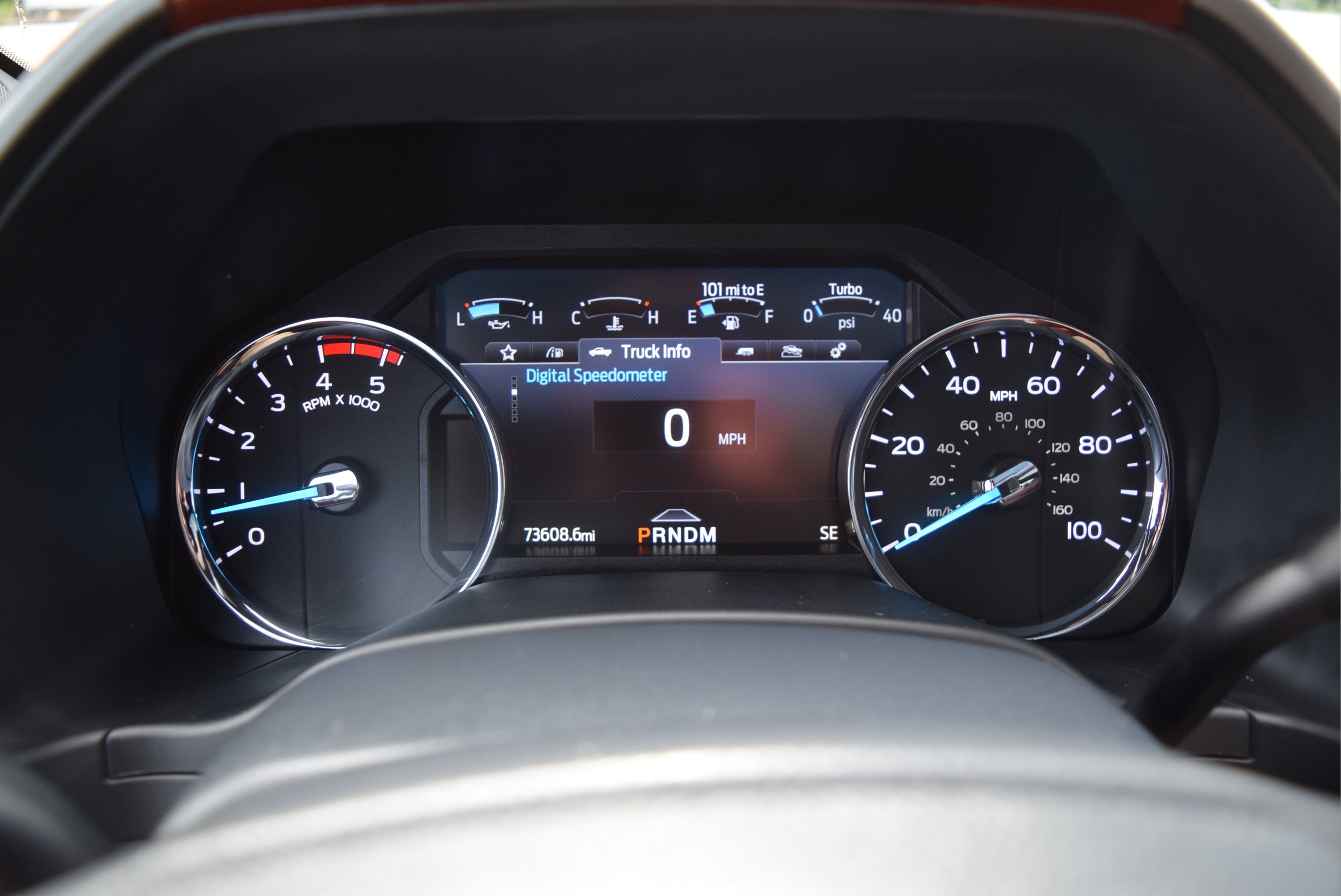 Used 2022 Ford F350 Platinum w/ FX4 Off-Road Package AWD/4WD image 14