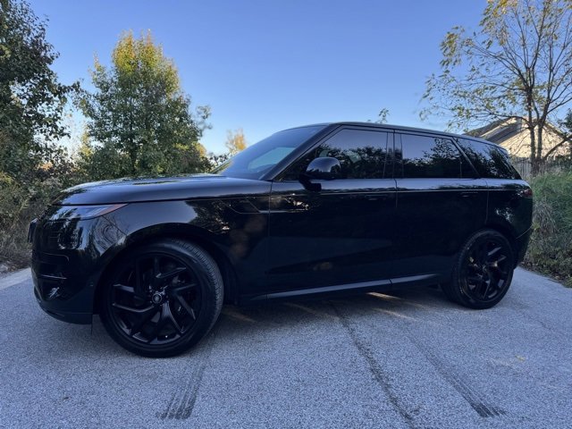 Used 2024 Land Rover Range Rover Sport SE
