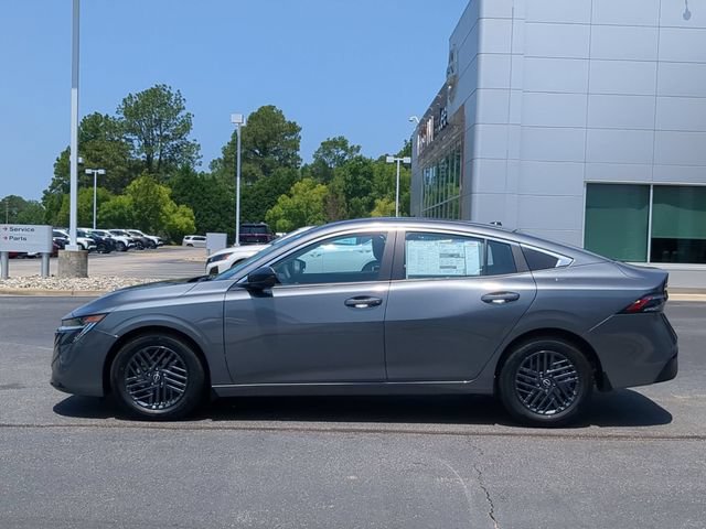 New 2026 Nissan Sentra SV w/ Floor Mat Package FWD image 6