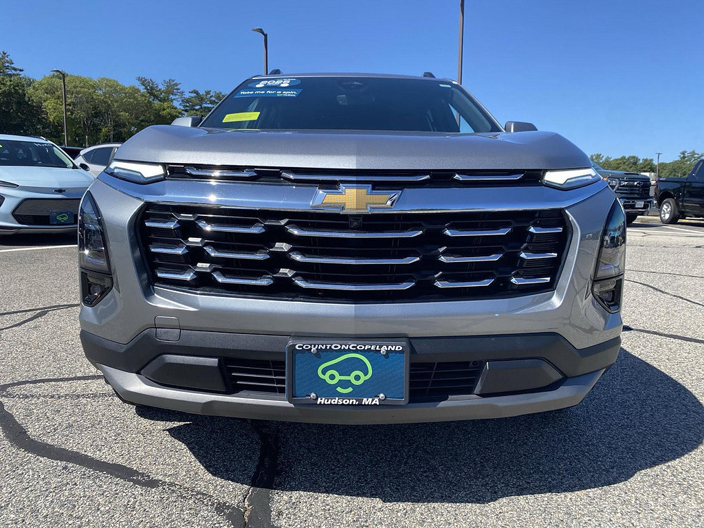 Certified 2025 Chevrolet Equinox LT w/ Convenience Package II AWD/4WD image 3