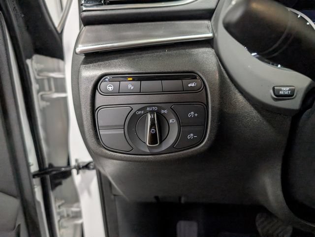 Used 2023 INFINITI QX50 Luxe AWD/4WD image 21