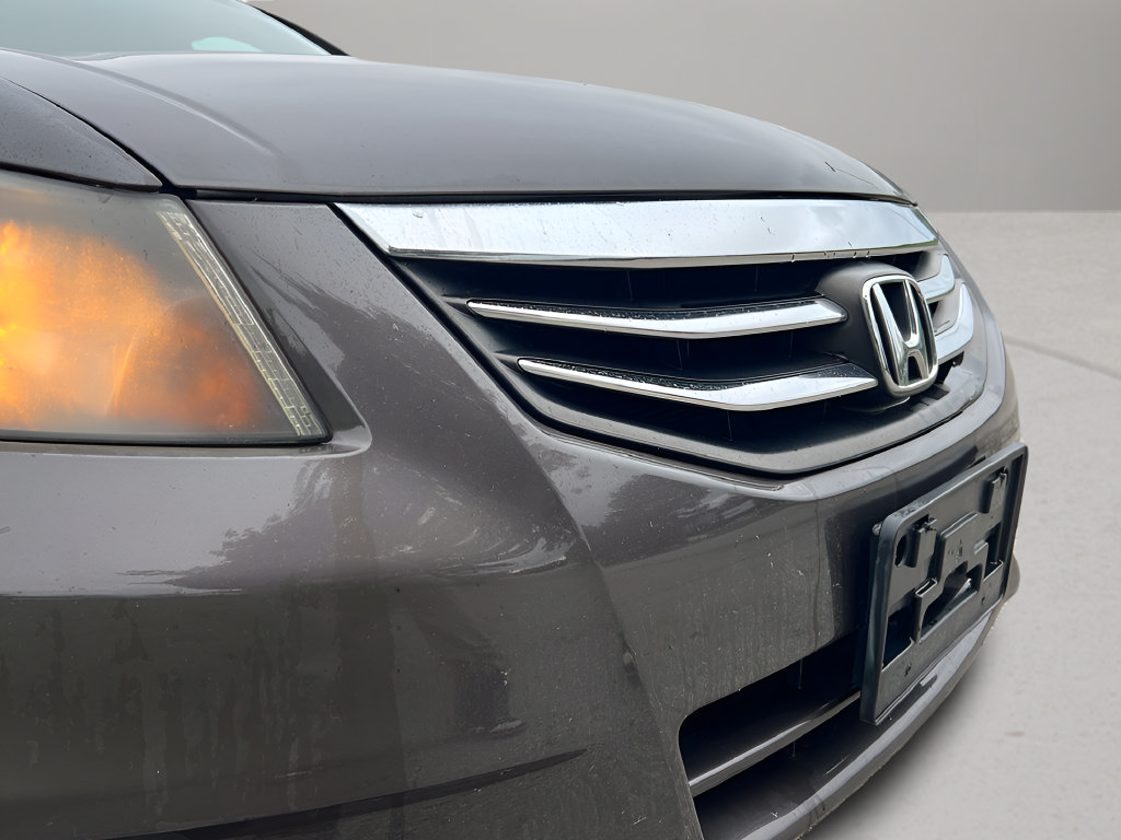 Used 2011 Honda Accord EX-L image 9