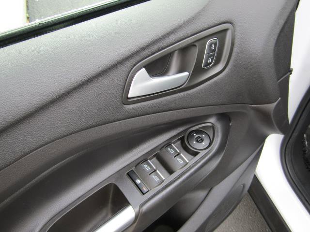 Used 2019 Ford Escape SE AWD/4WD image 16