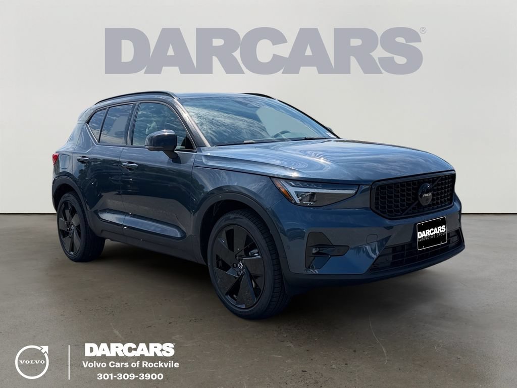 New 2026 Volvo XC40 B5 Ultra w/ Climate Package