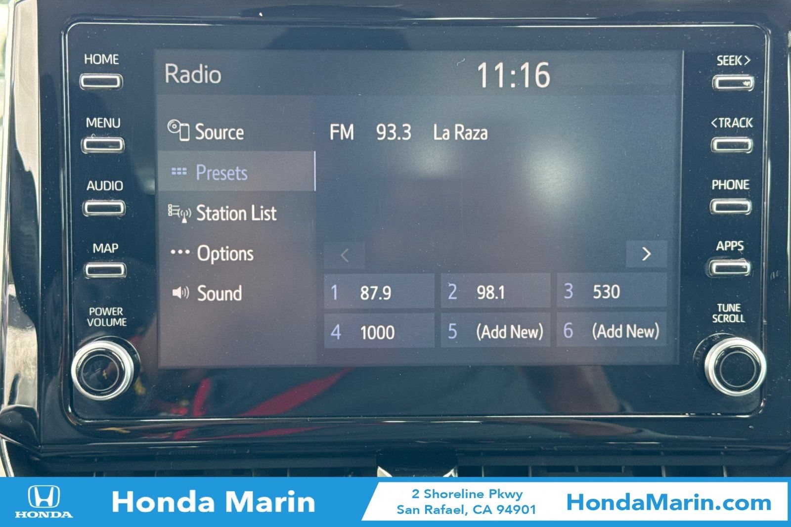 Used 2020 Toyota Corolla LE FWD image 22