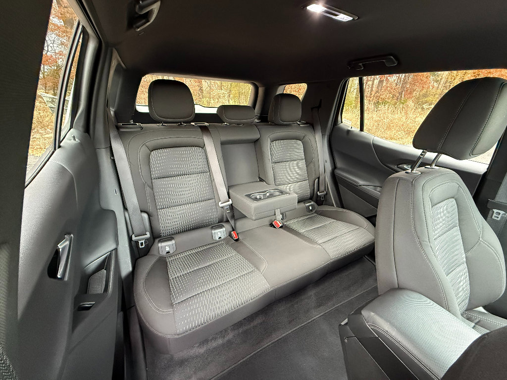 Used 2025 Chevrolet Equinox LT image 25