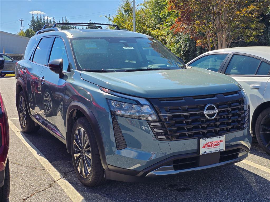 New 2026 Nissan Pathfinder Platinum AWD/4WD image 12