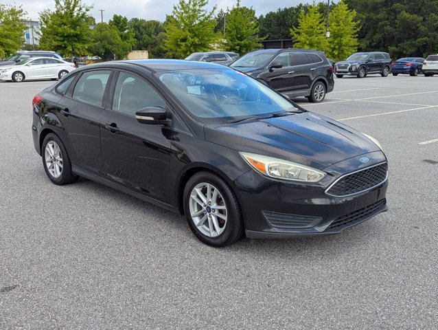 Used 2015 Ford Focus SE FWD image 3