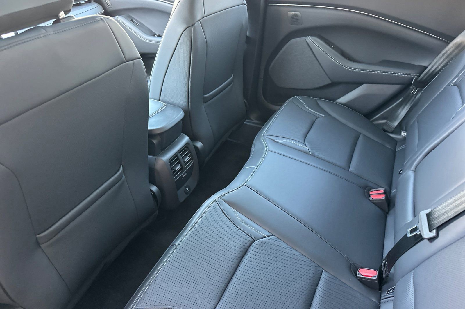 New 2025 Ford Mustang Mach-E Premium image 9