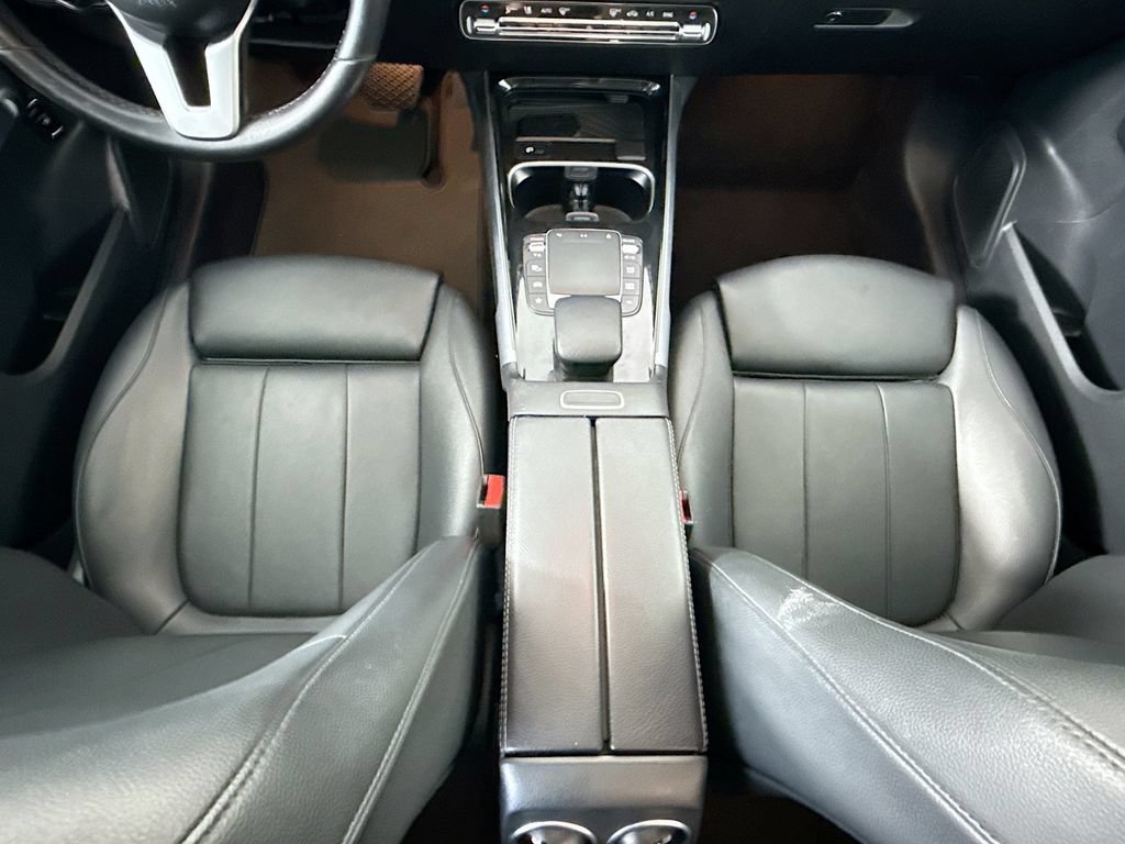 Used 2023 Mercedes-Benz GLB 250 image 16
