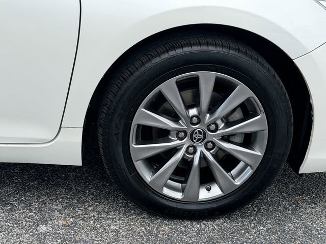 Used 2017 Toyota Camry XLE FWD image 9
