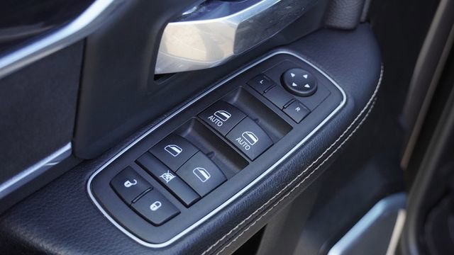 Used 2022 RAM 3500 Laramie image 19