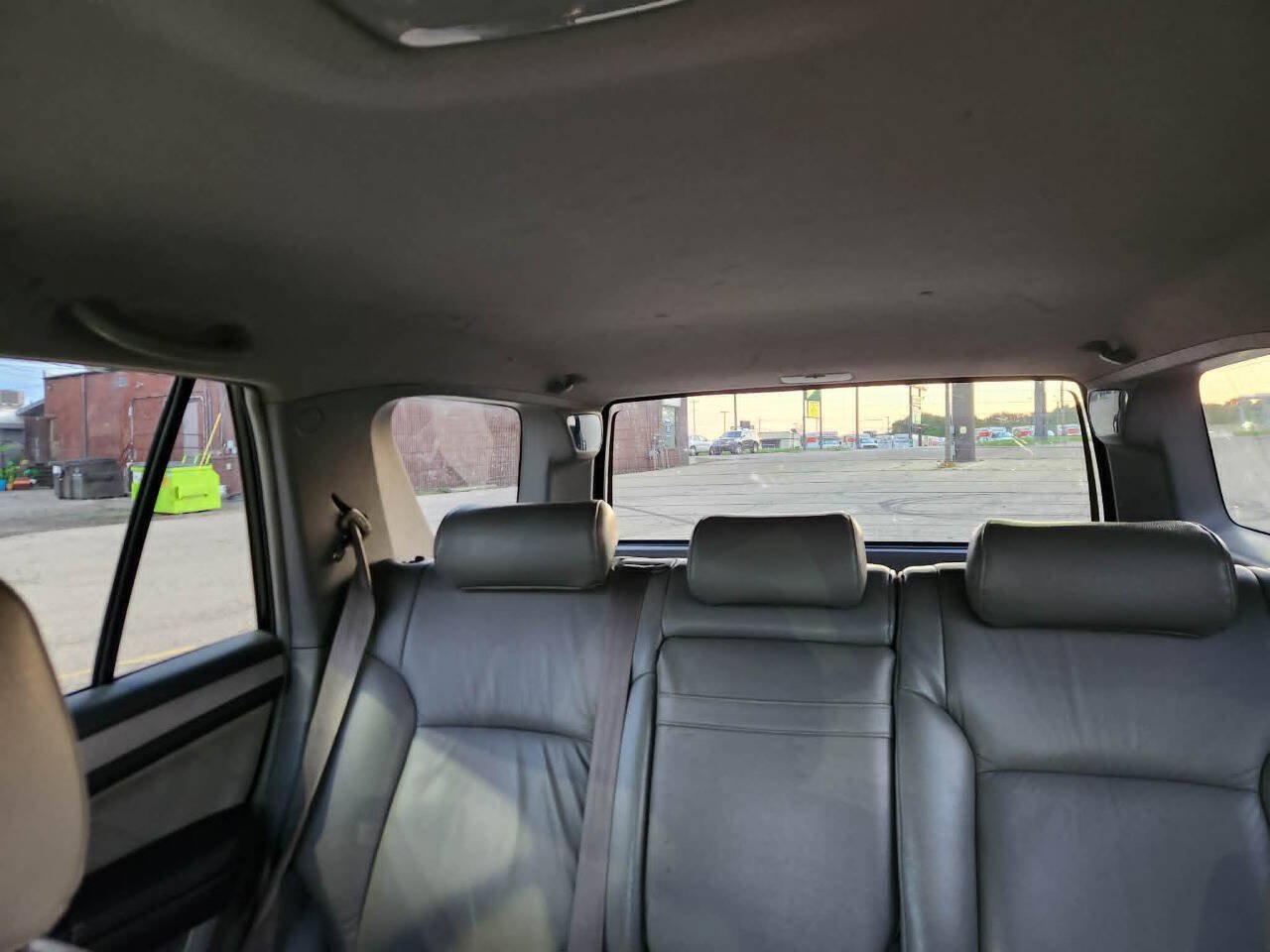 Used 2005 Toyota 4Runner SR5 AWD/4WD image 28