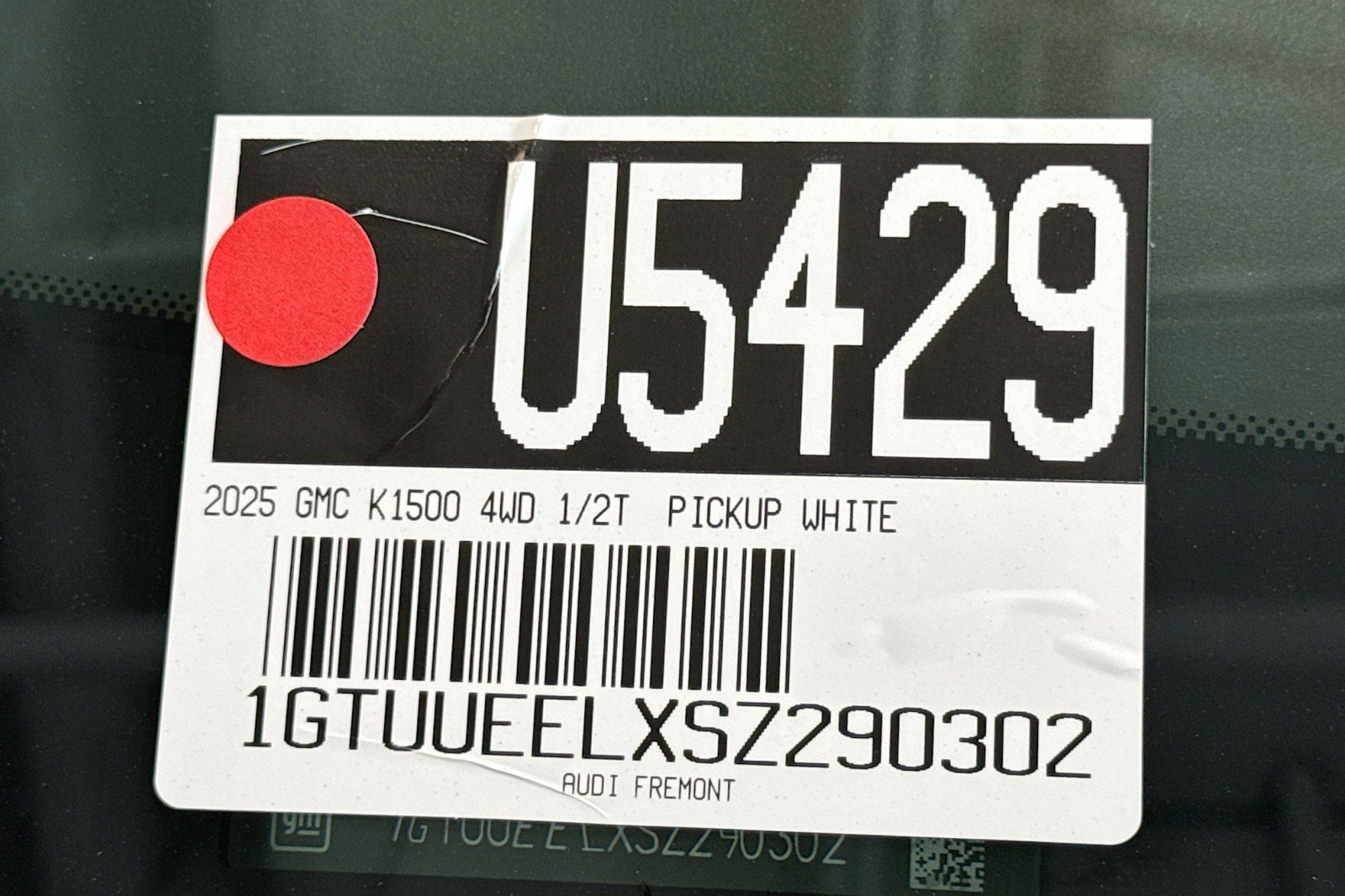 Used 2025 GMC Sierra 1500 AT4 image 30