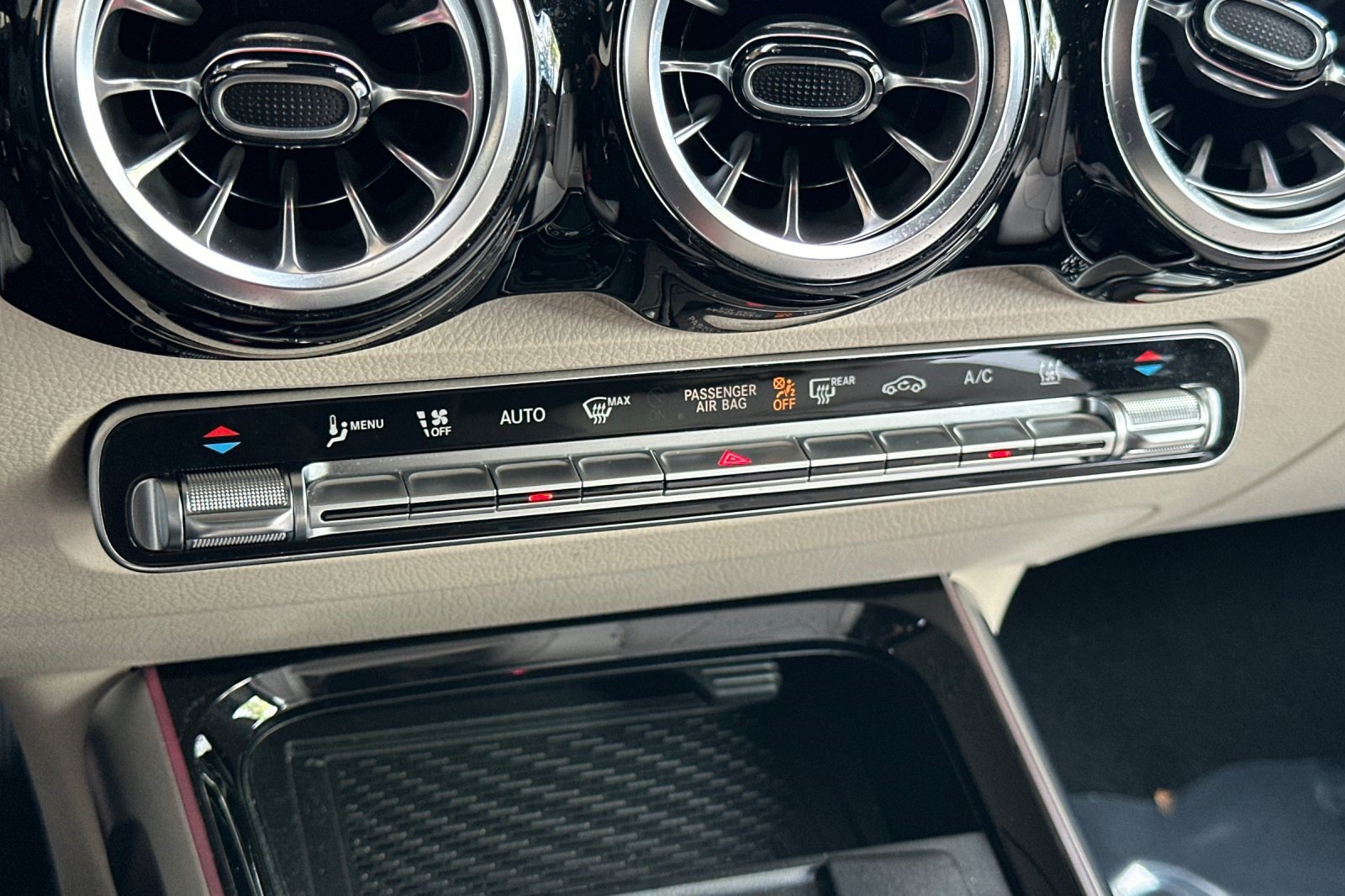 Certified 2025 Mercedes-Benz EQB 250+ image 19