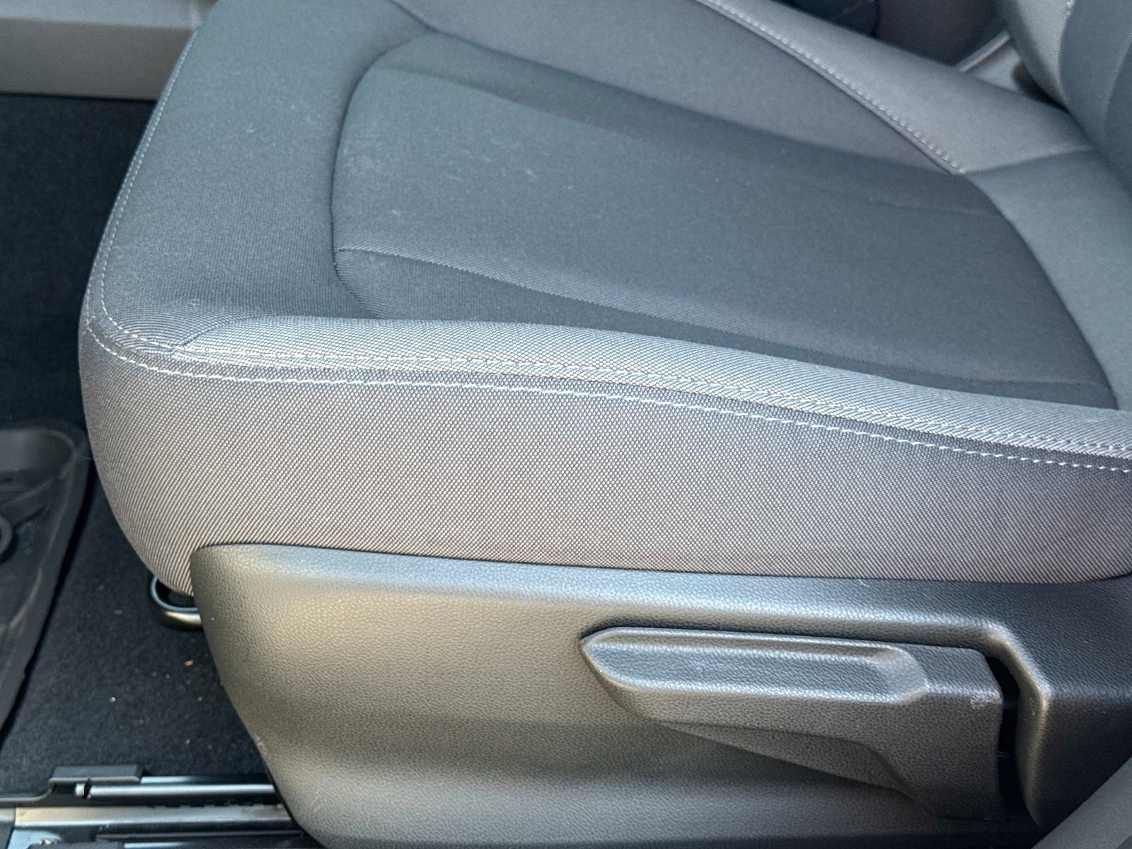 Used 2025 Subaru Crosstrek 2.0i Premium w/ Popular Package #4 image 21