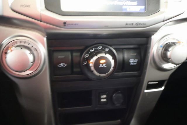 Used 2018 Toyota 4Runner SR5 Premium AWD/4WD image 22