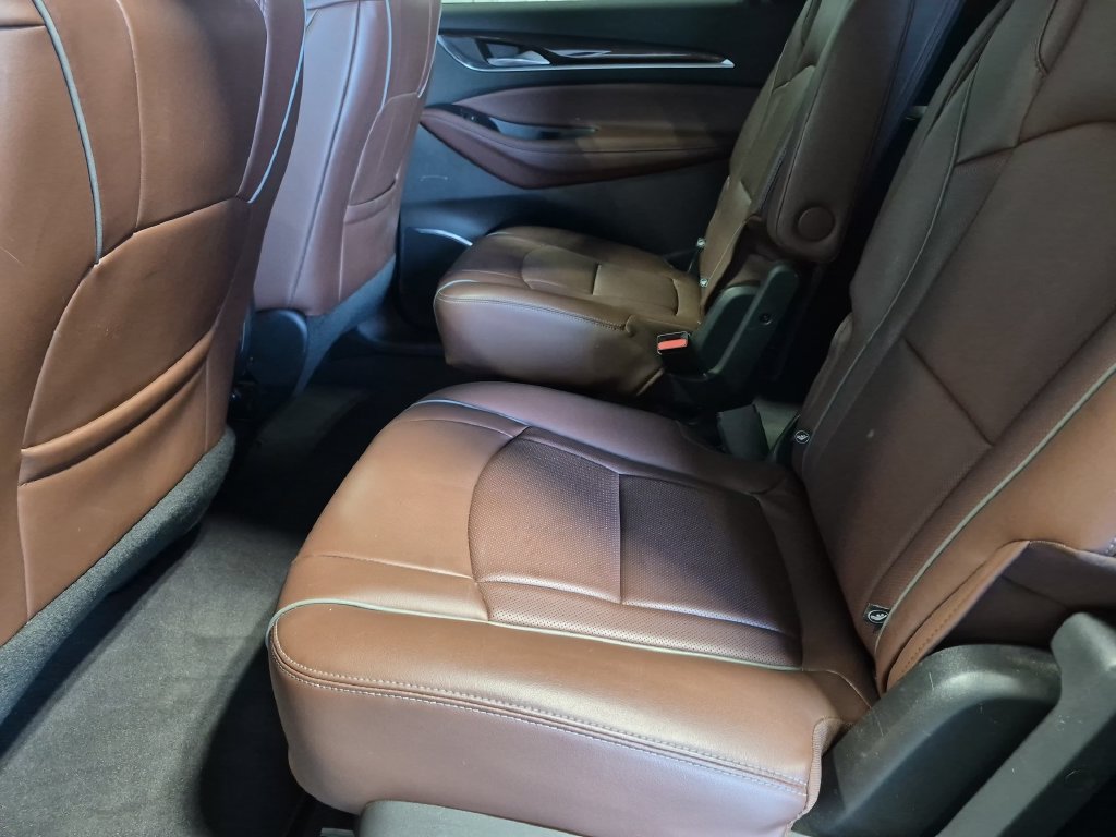 Used 2018 Buick Enclave Avenir w/ Trailering Package AWD/4WD image 27