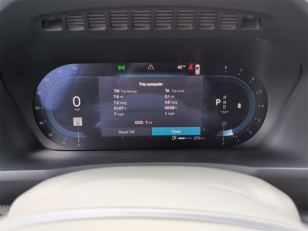 New 2025 Volvo XC90 B6 Plus w/ Protection Package Premier image 21