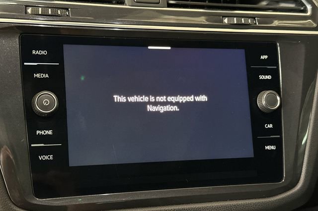 Certified 2022 Volkswagen Tiguan SE R-Line FWD image 25