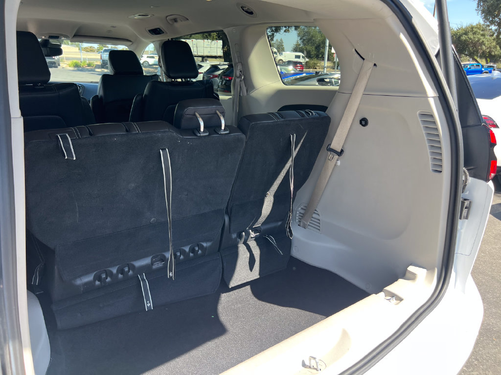 Used 2024 Chrysler Pacifica Limited FWD image 26