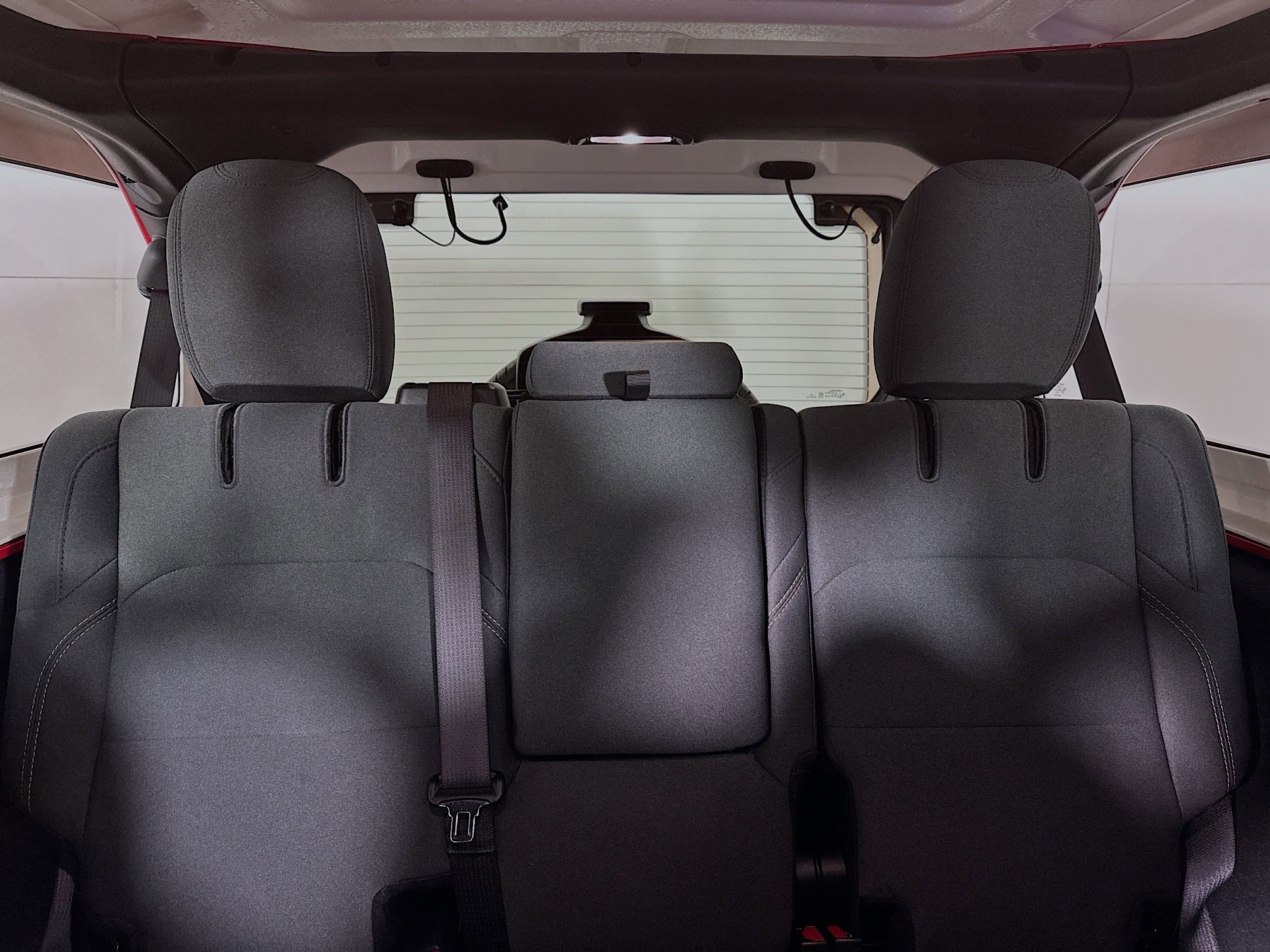 Used 2025 Jeep Wrangler Sahara image 29