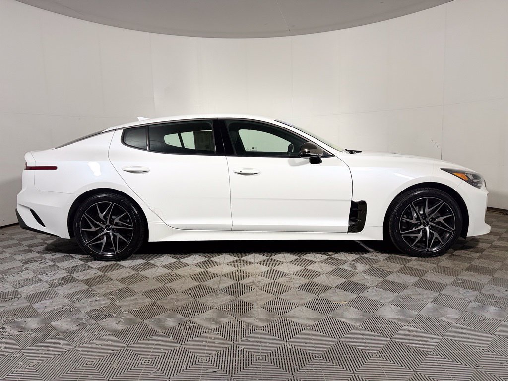Used 2023 Kia Stinger GT-Line AWD/4WD image 8