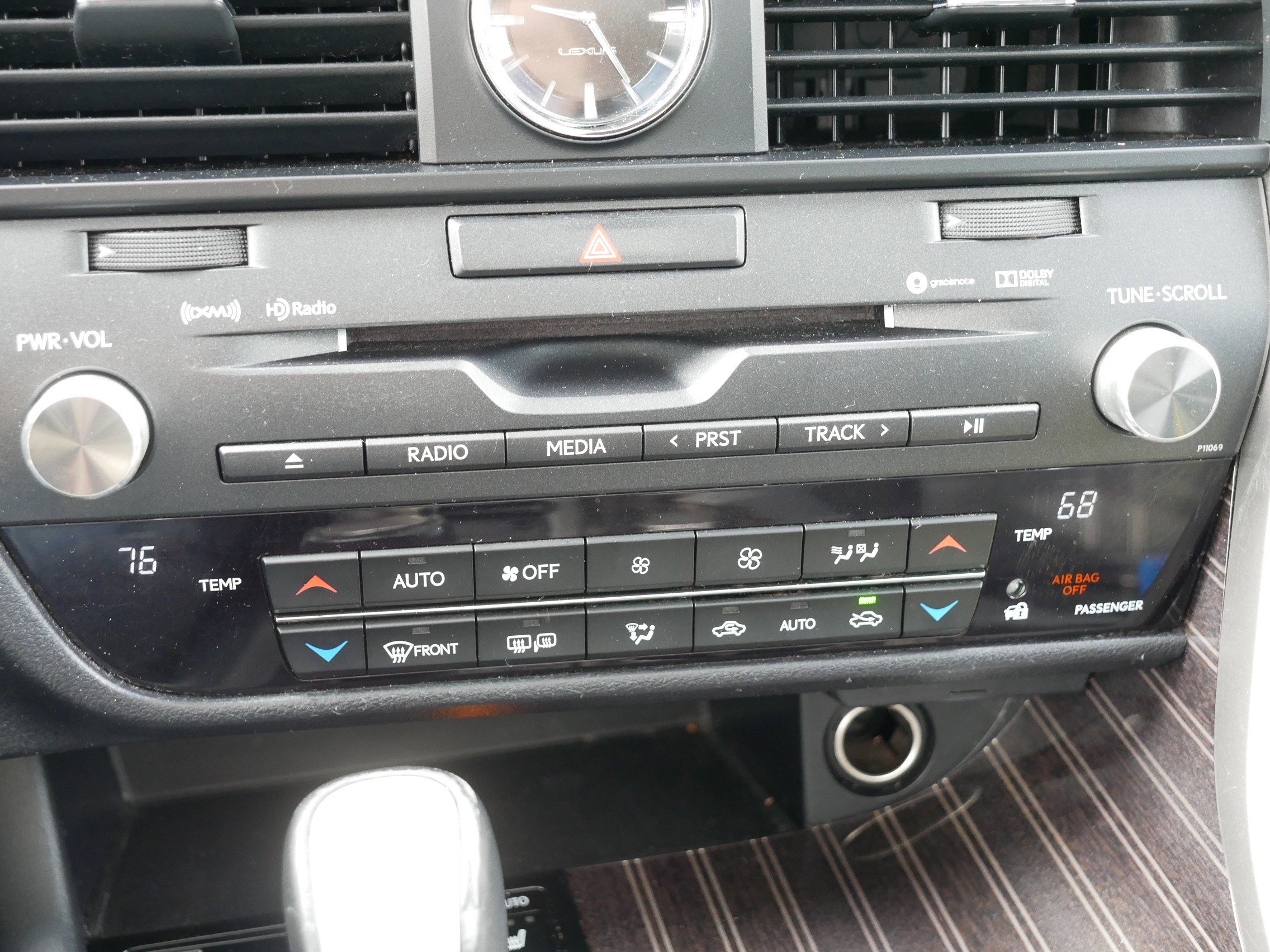 Used 2016 Lexus RX 450h AWD w/ Luxury Package image 23