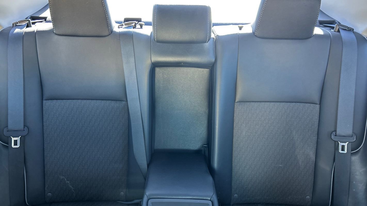 Used 2015 Toyota Corolla S image 19