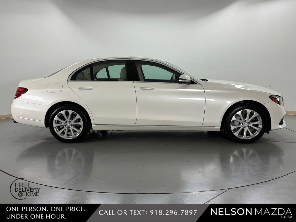 Used 2017 Mercedes-Benz E 300 4MATIC image 5